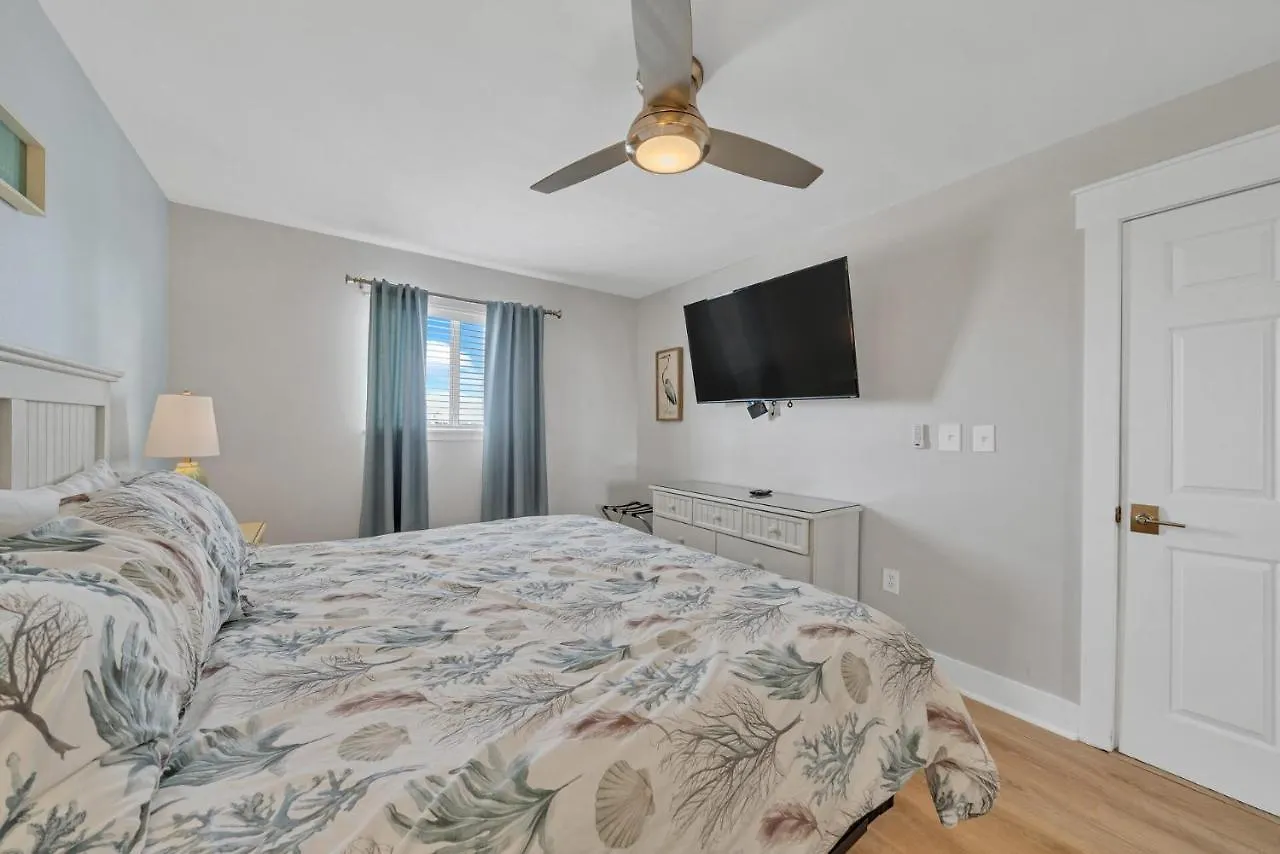 Crystal Sands Condos Free Beach Rentals Mar-Oct Destin United States