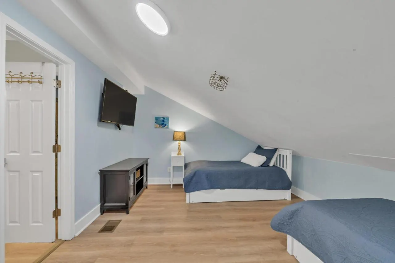 Crystal Sands Condos Free Beach Rentals Mar-Oct Destin Apartment